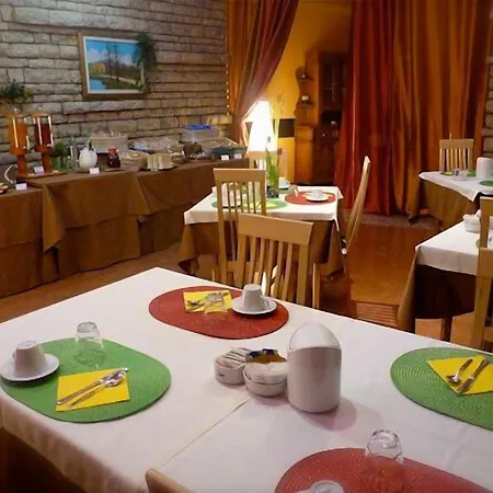 מלון Mirella E Ristorante Bar Don Bacco