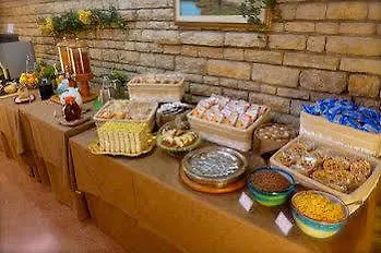 Mirella E Ristorante Bar Don Bacco מלון